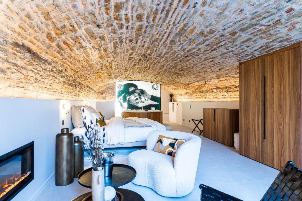 Legend Majestic SPA