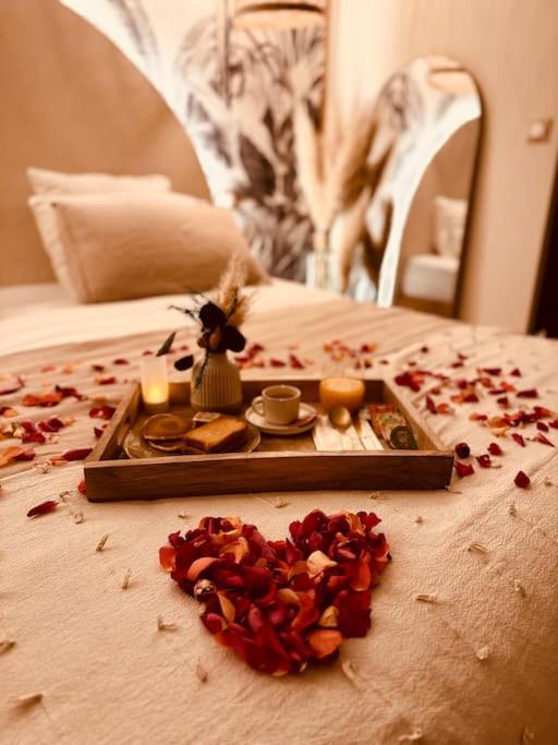 LoveRoom, La suite de l’extase