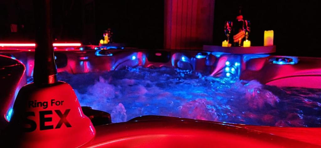 Xcoquine Love Room & Spa