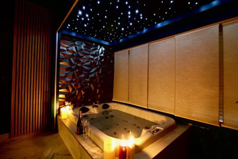 Flower Suite and Spa