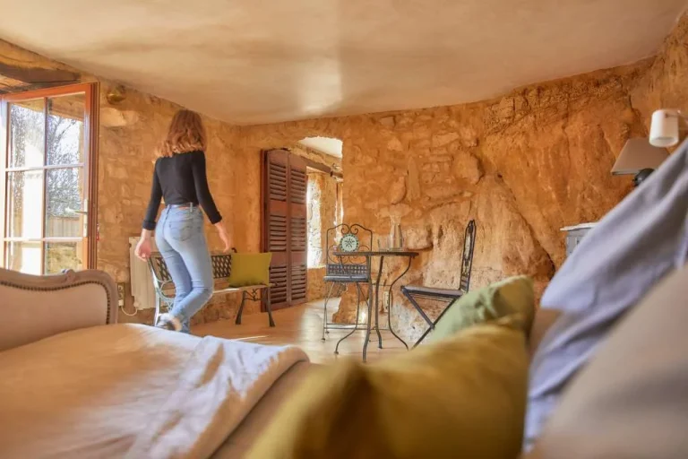 Suite Troglodyte