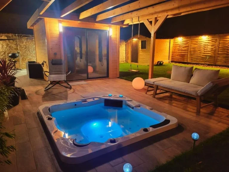 La Villa Aliénor – Spa et Cinéroom