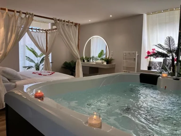 Jungle Secret SPA Nuit insolite