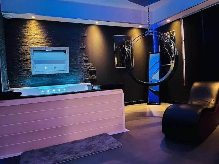 La Nuit Coquine - Suite avec Jacuzzi - Evasion