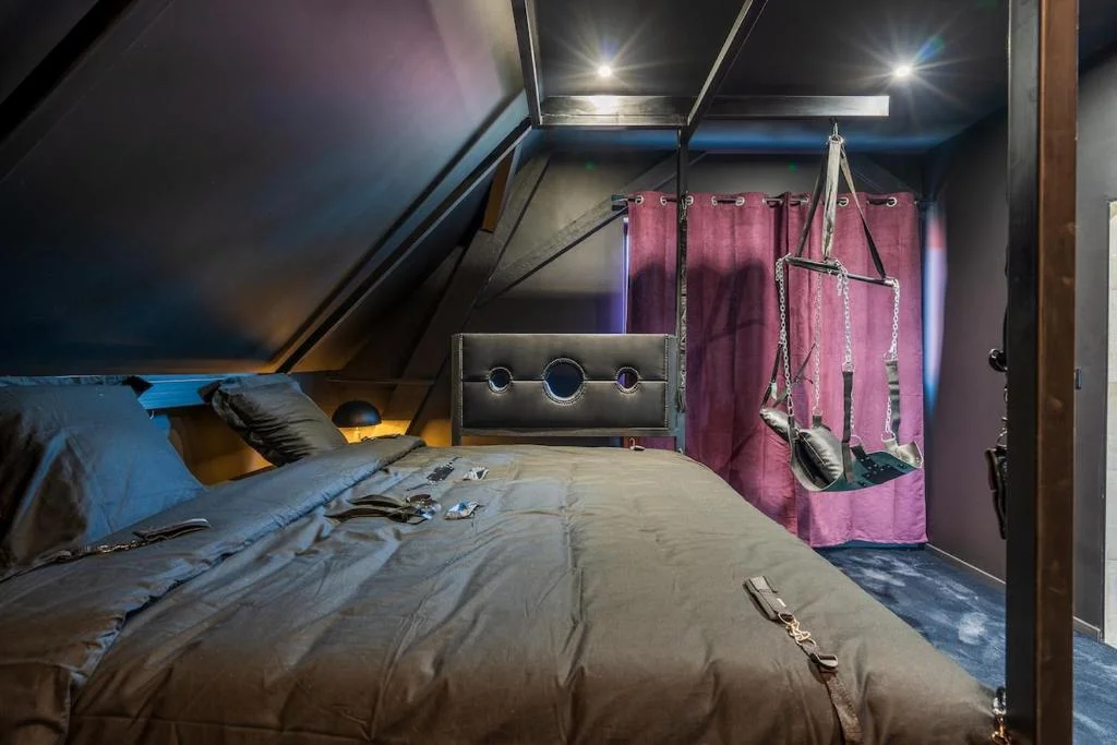 Love Room Confidentielle