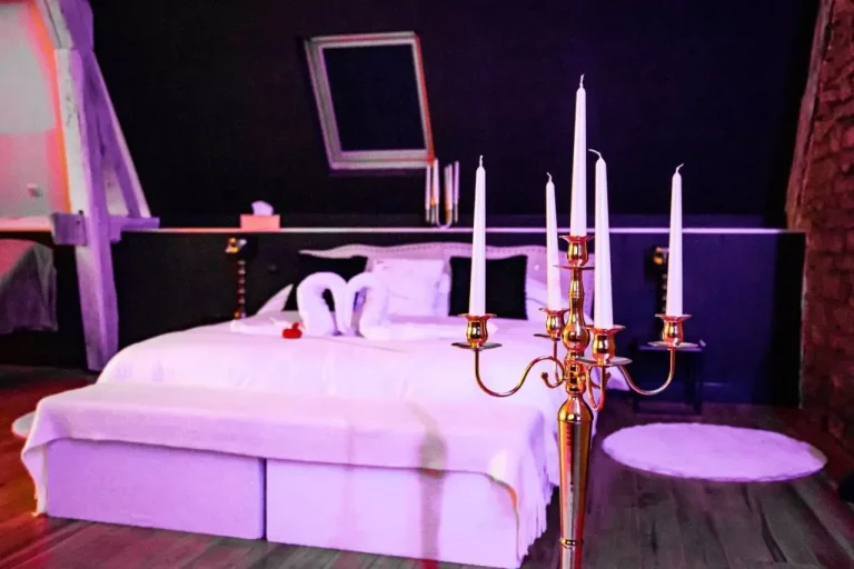 Royal Room