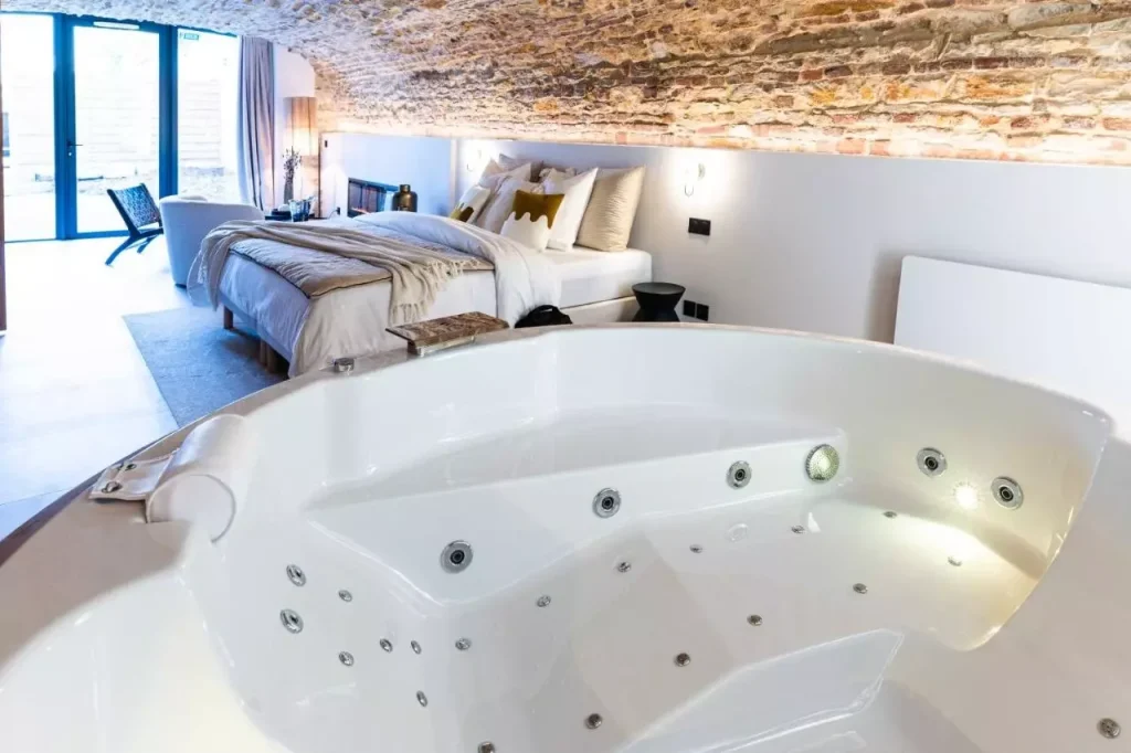 Legend Majestic SPA